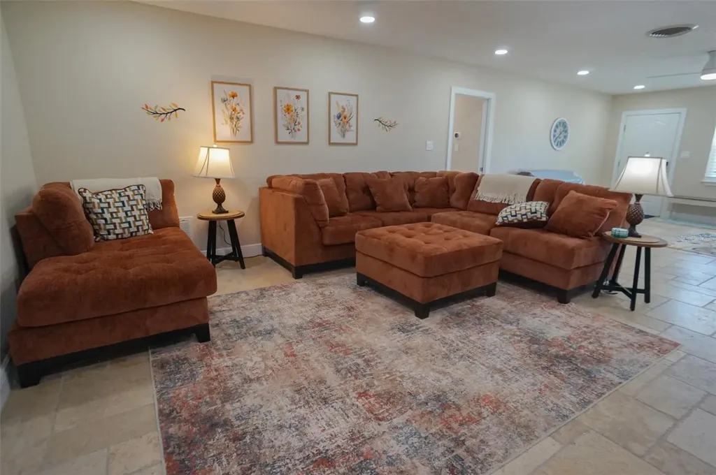 929 Lantana Avenue Clearwater Beach FL 33767