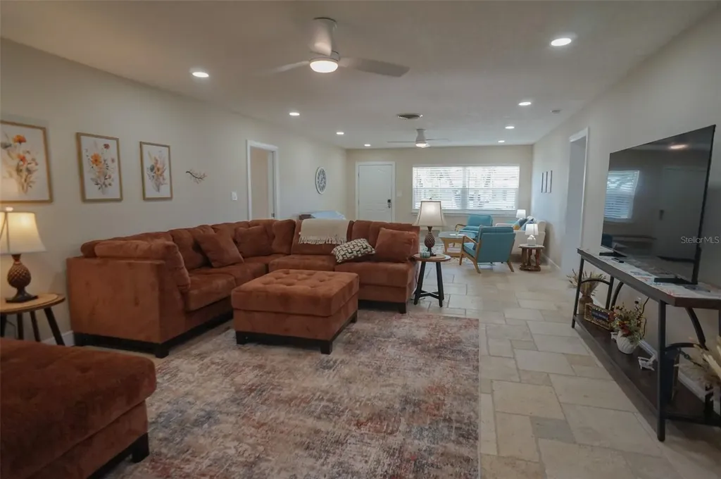 929 Lantana Avenue Clearwater Beach FL 33767