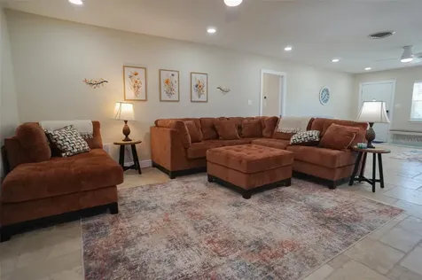 929 Lantana Avenue Clearwater Beach FL 33767
