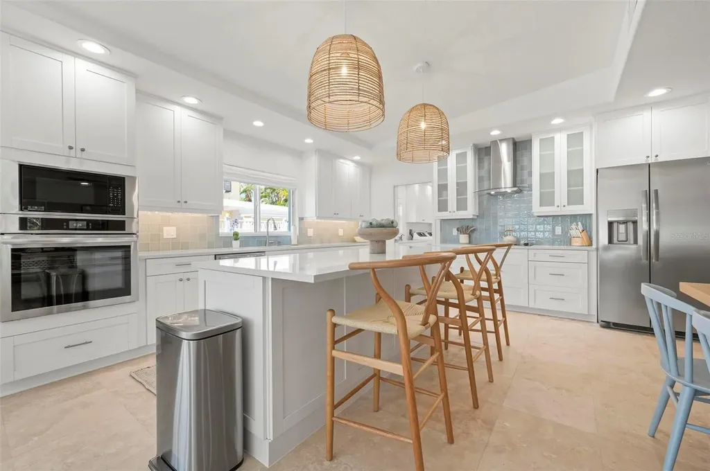 204 75th Street Holmes Beach FL 34217