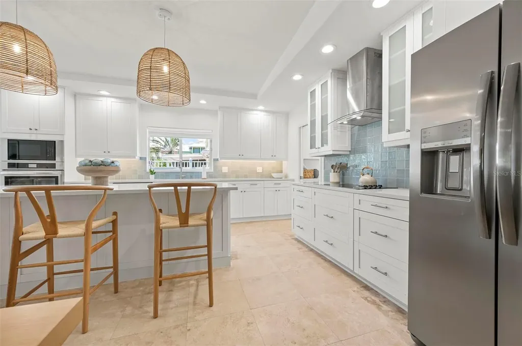 204 75th Street Holmes Beach FL 34217