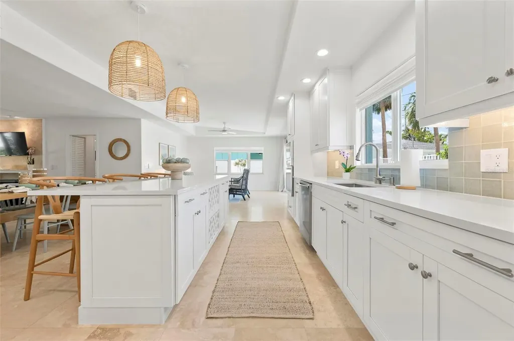 204 75th Street Holmes Beach FL 34217