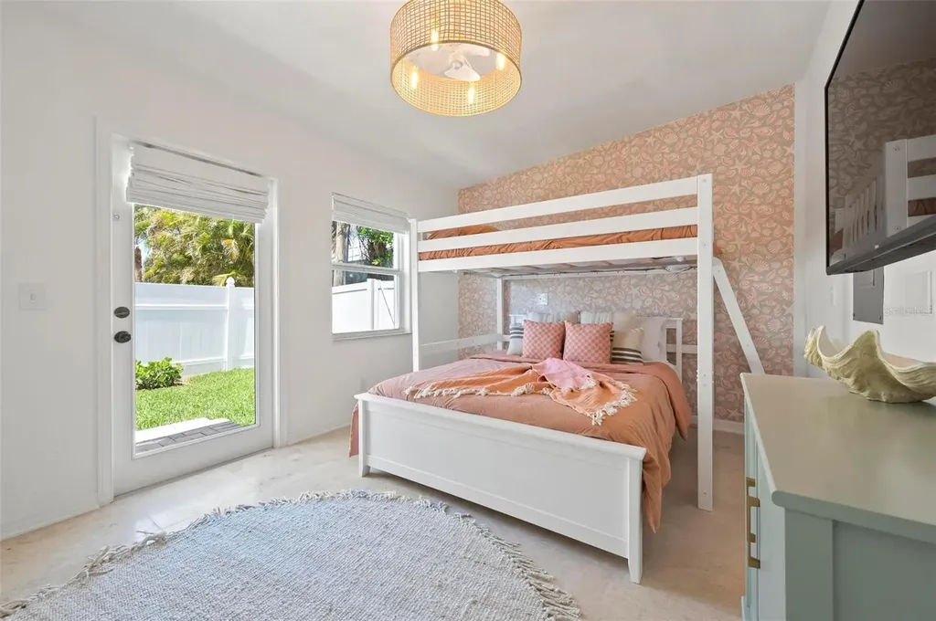 204 75th Street Holmes Beach FL 34217