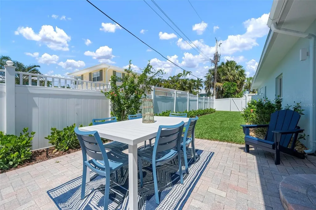 204 75th Street Holmes Beach FL 34217