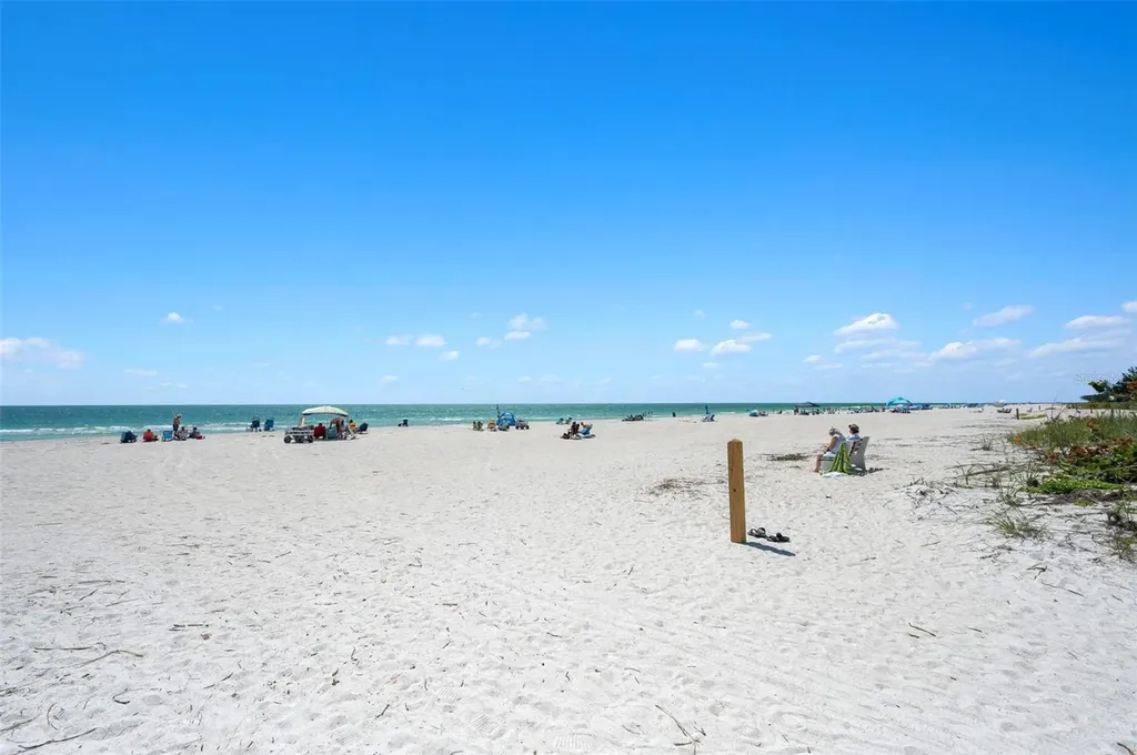 204 75th Street Holmes Beach FL 34217