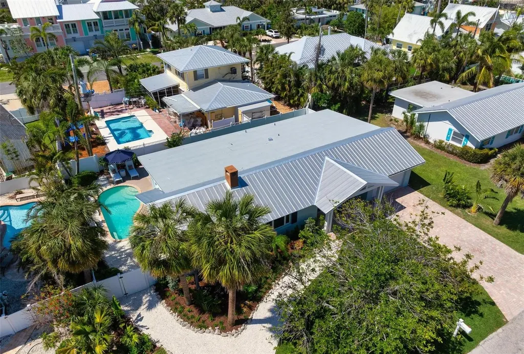 204 75th Street Holmes Beach FL 34217