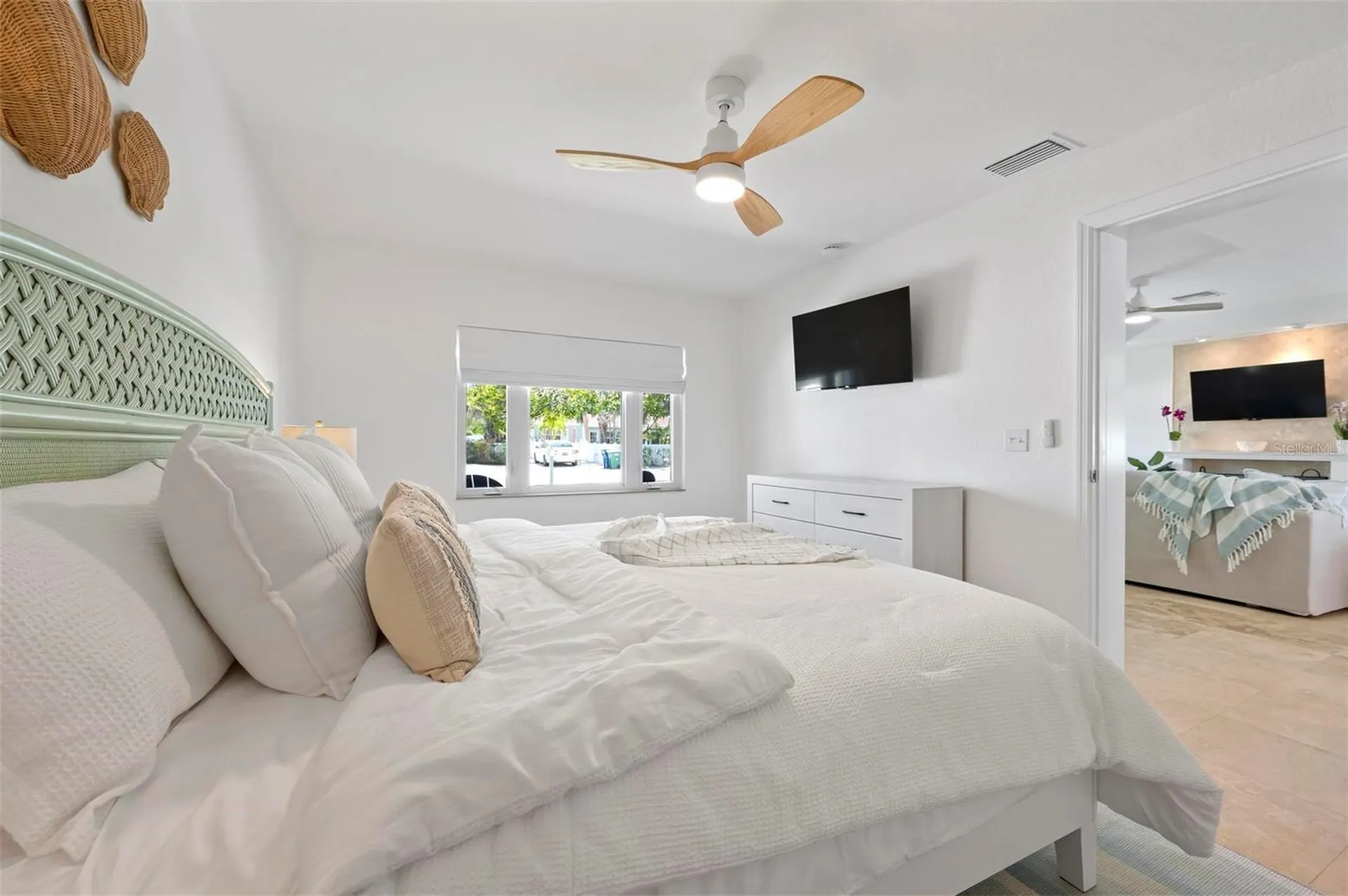 204 75th Street Holmes Beach FL 34217