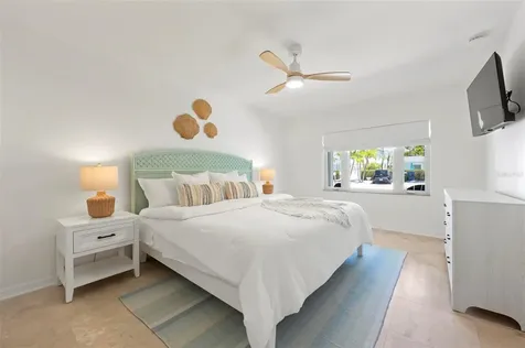 204 75th Street Holmes Beach FL 34217