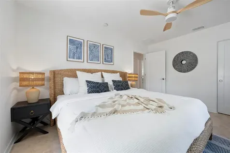 204 75th Street Holmes Beach FL 34217