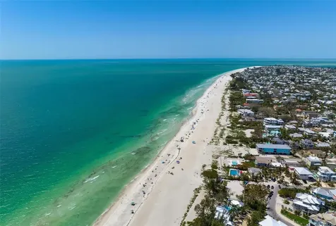 204 75th Street Holmes Beach FL 34217