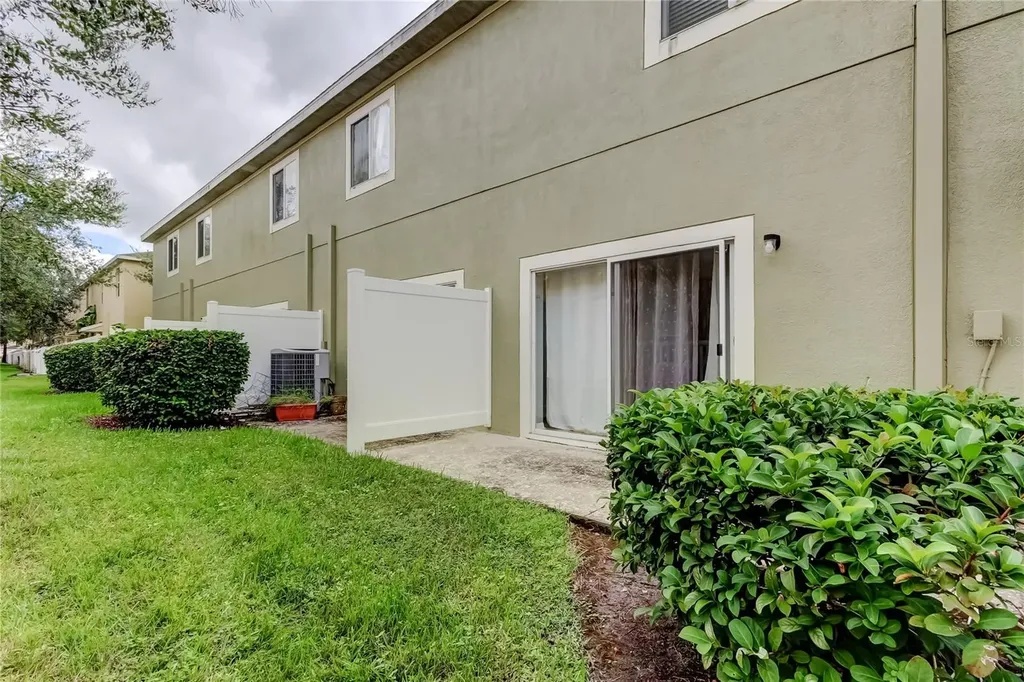 8504 Gablebend Way Tampa FL 33647