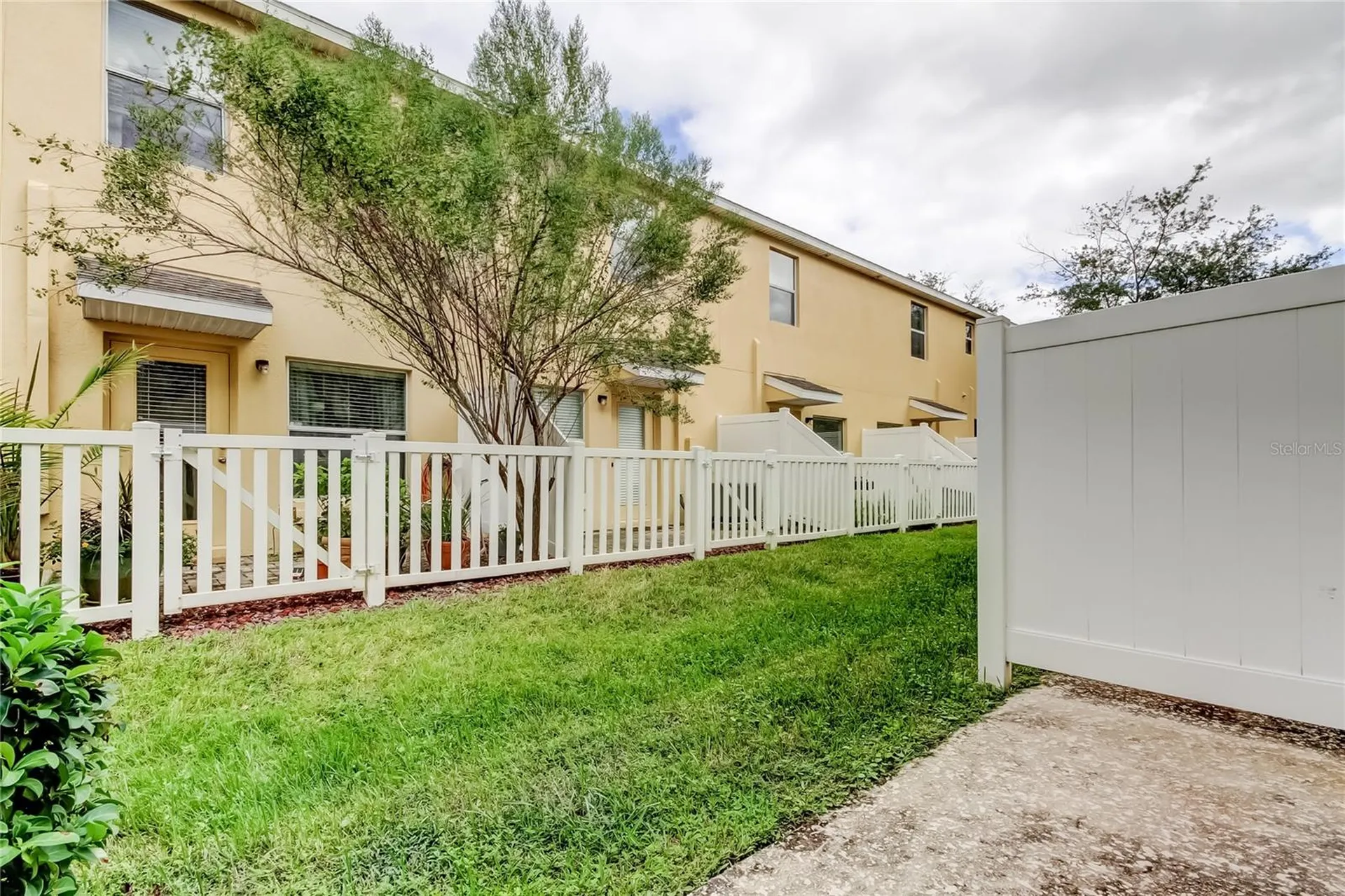 8504 Gablebend Way Tampa FL 33647