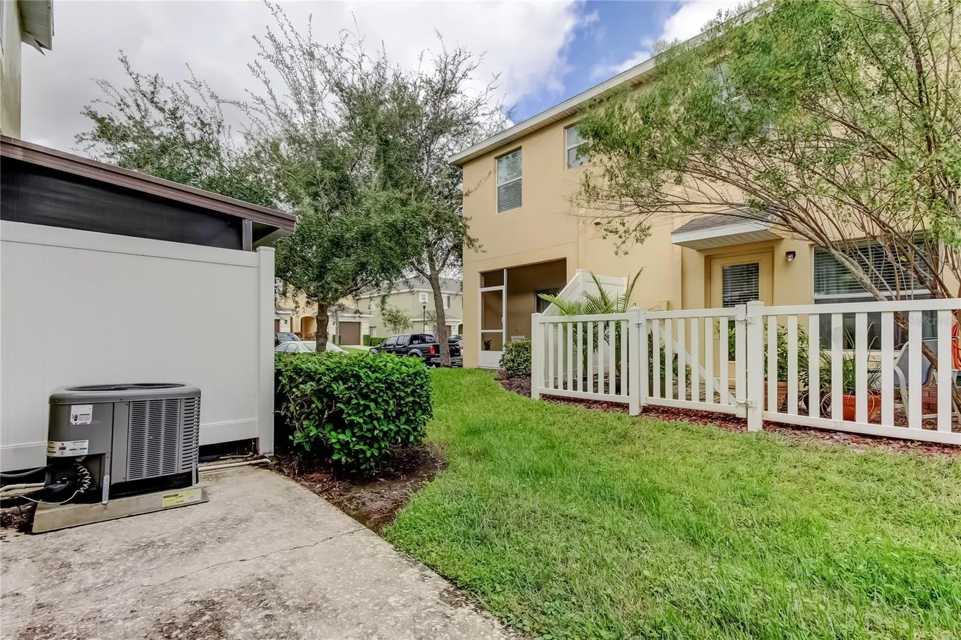 8504 Gablebend Way Tampa FL 33647