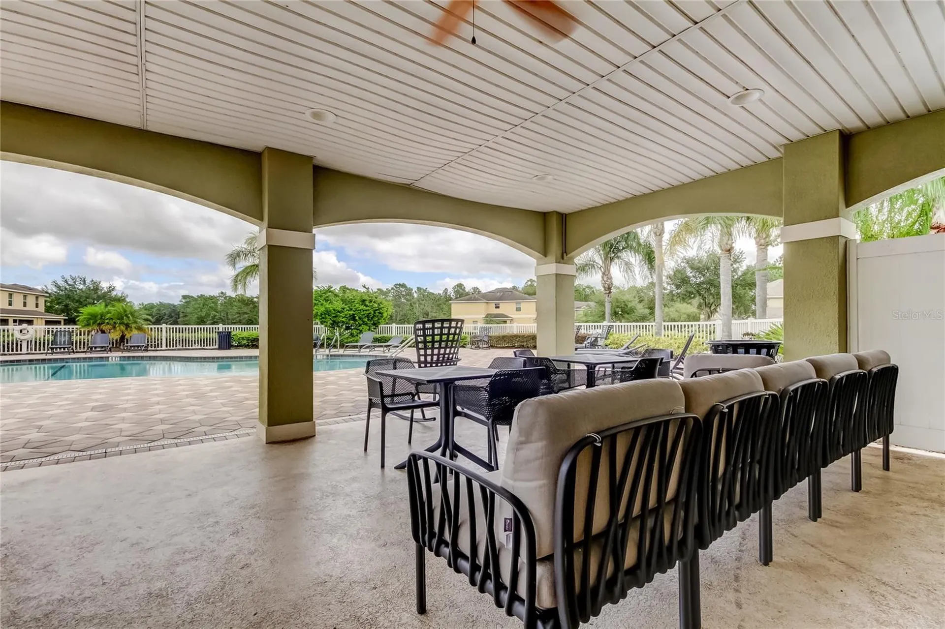 8504 Gablebend Way Tampa FL 33647