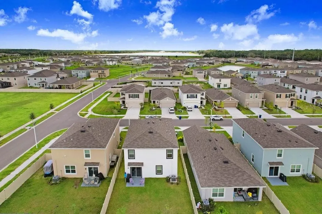 9319 Forge Breeze Loop Wesley Chapel FL 33545