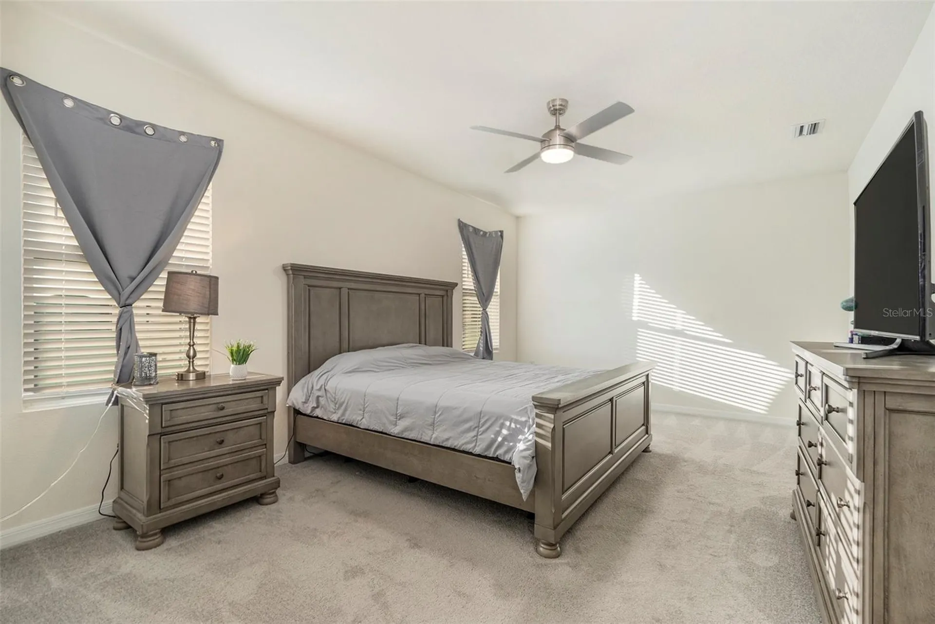 9319 Forge Breeze Loop Wesley Chapel FL 33545