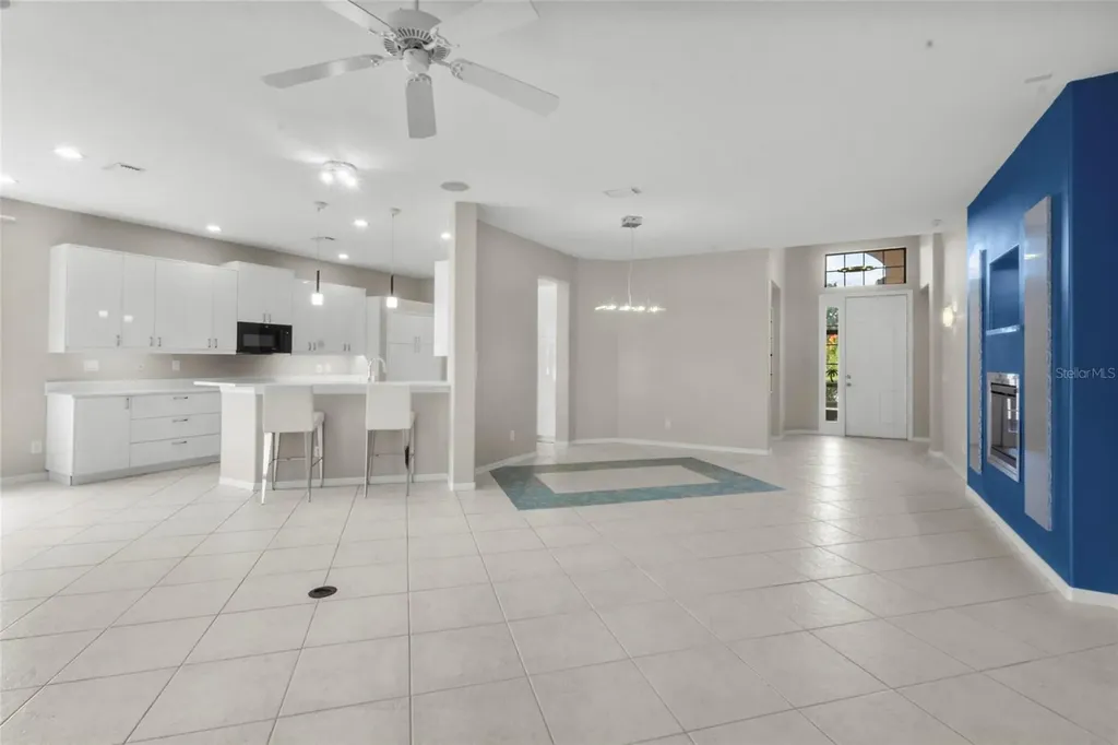 4160 Mackay Falls Terrace Sarasota FL 34243