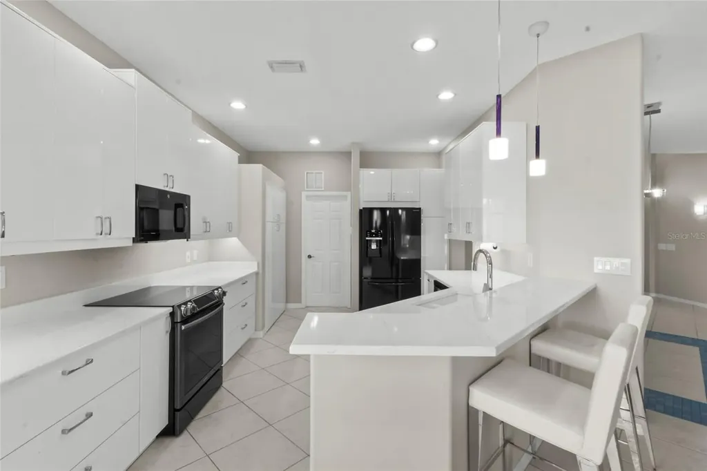 4160 Mackay Falls Terrace Sarasota FL 34243