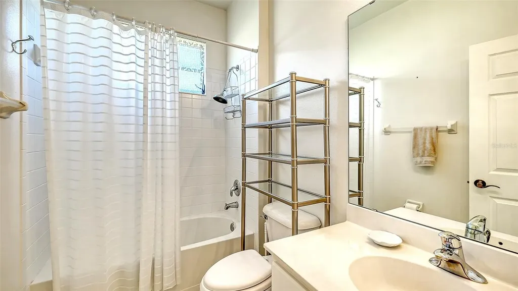 4160 Mackay Falls Terrace Sarasota FL 34243