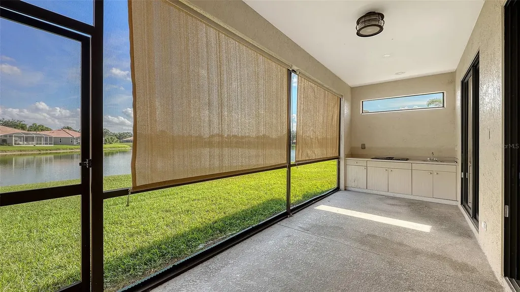 4160 Mackay Falls Terrace Sarasota FL 34243