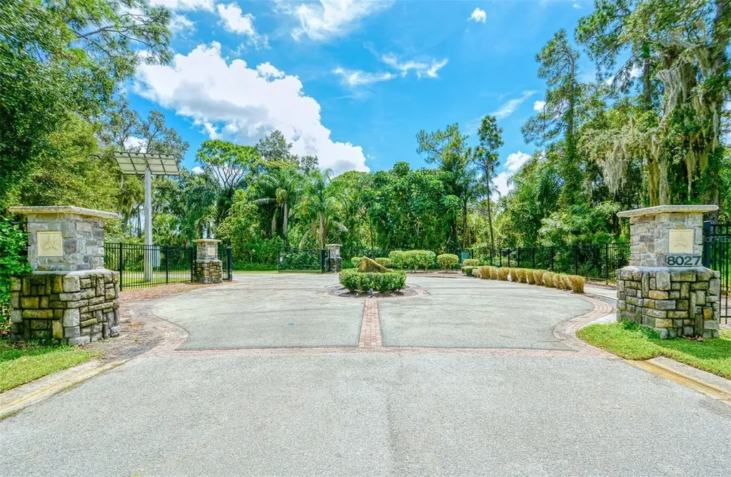 4160 Mackay Falls Terrace Sarasota FL 34243