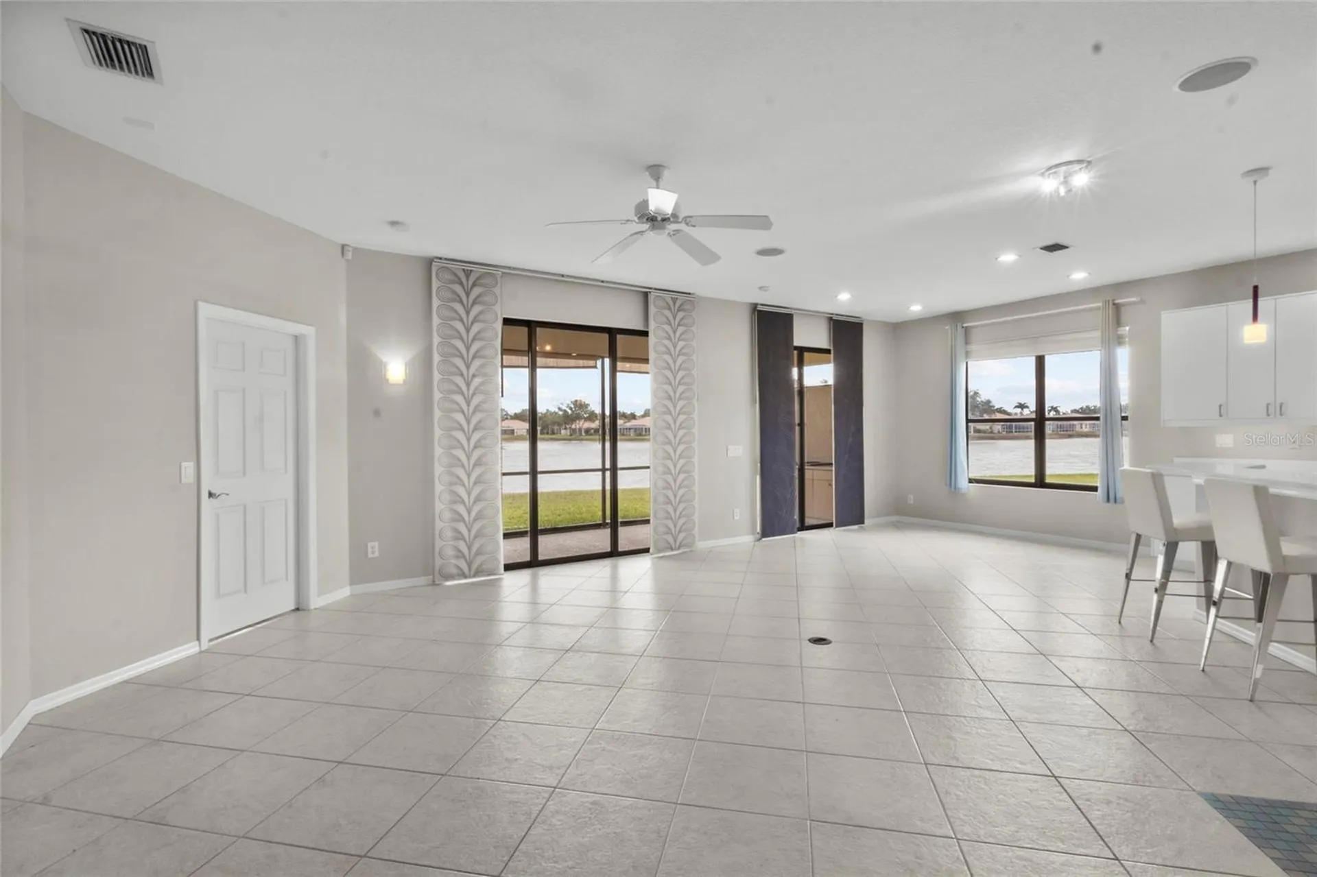 4160 Mackay Falls Terrace Sarasota FL 34243
