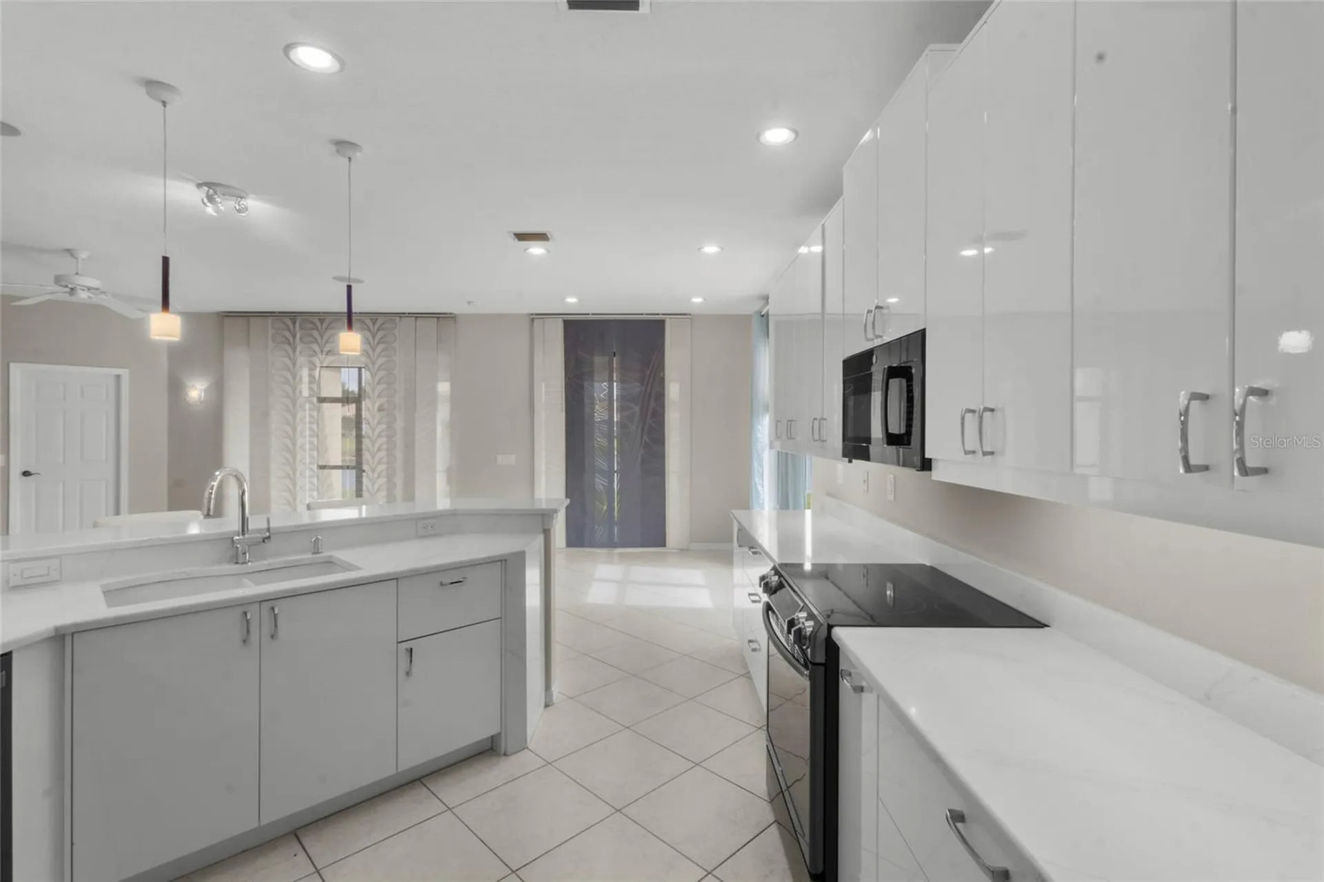 4160 Mackay Falls Terrace Sarasota FL 34243