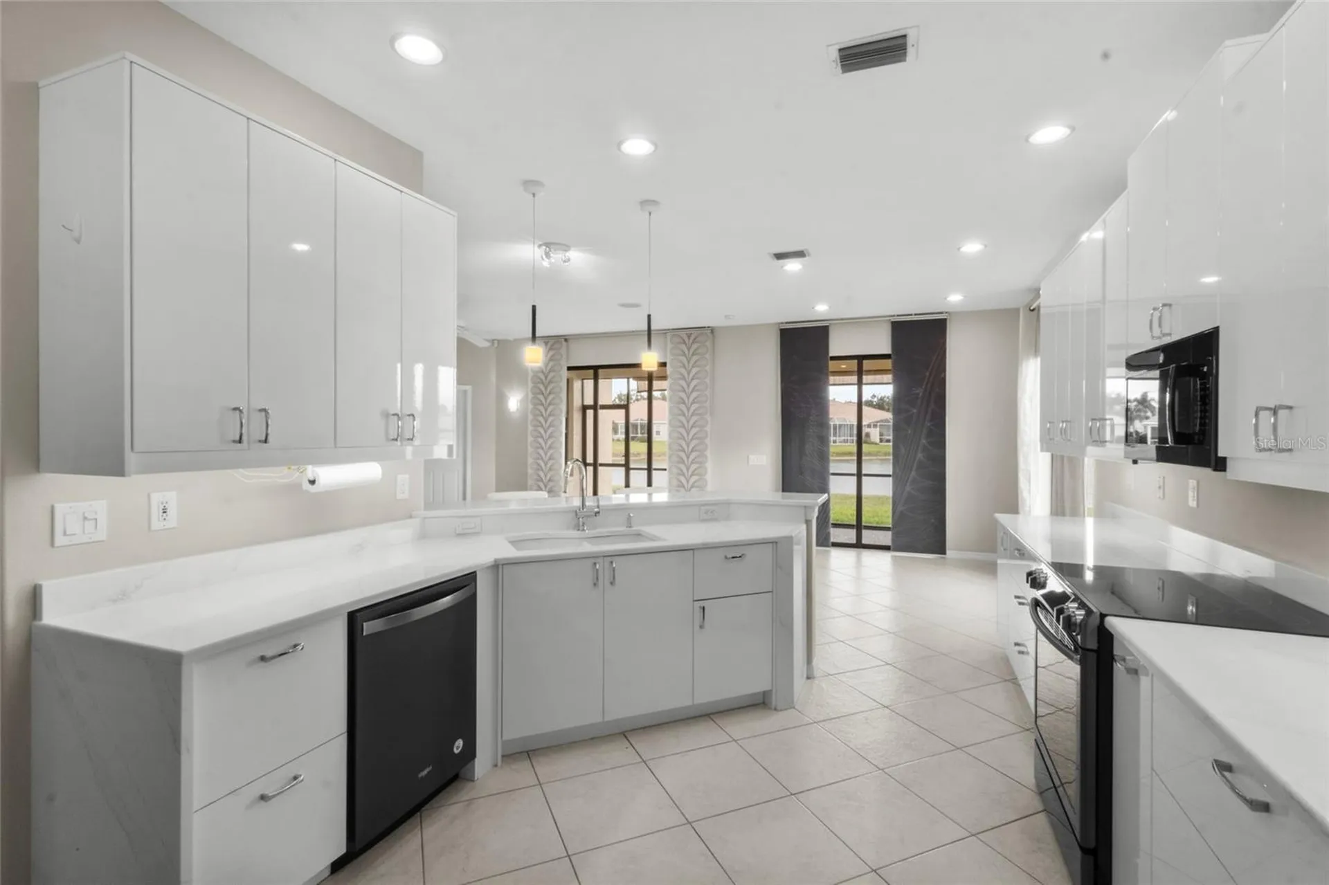 4160 Mackay Falls Terrace Sarasota FL 34243