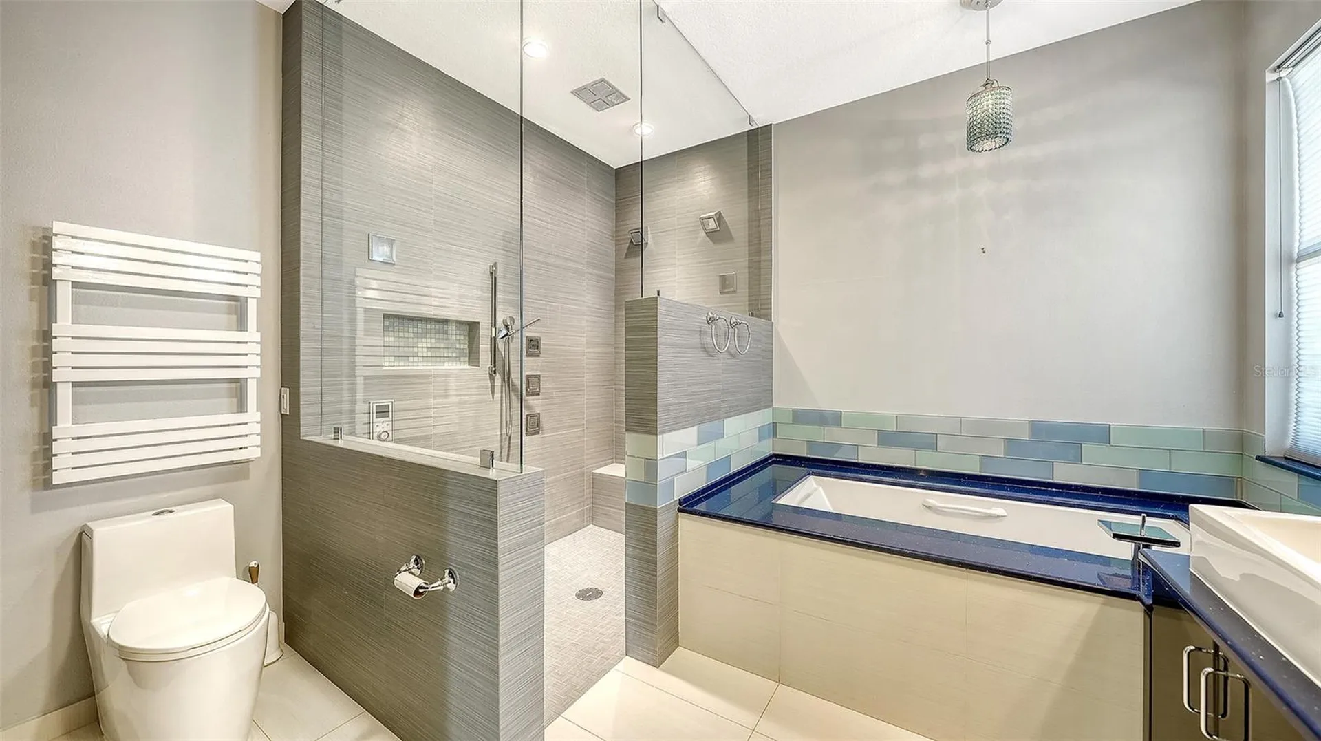 4160 Mackay Falls Terrace Sarasota FL 34243