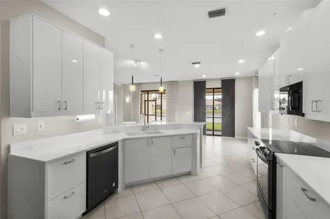 4160 Mackay Falls Terrace Sarasota FL 34243
