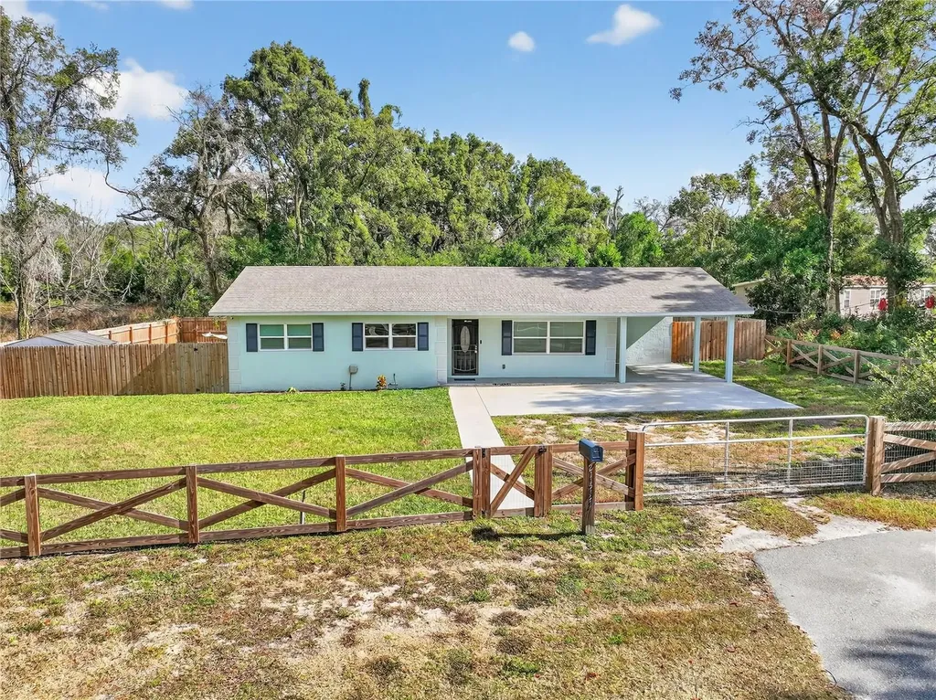 21122 Kersey Dade City FL 33523