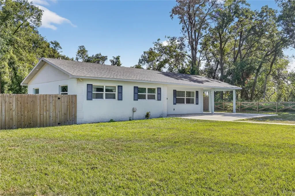 21122 Kersey Dade City FL 33523