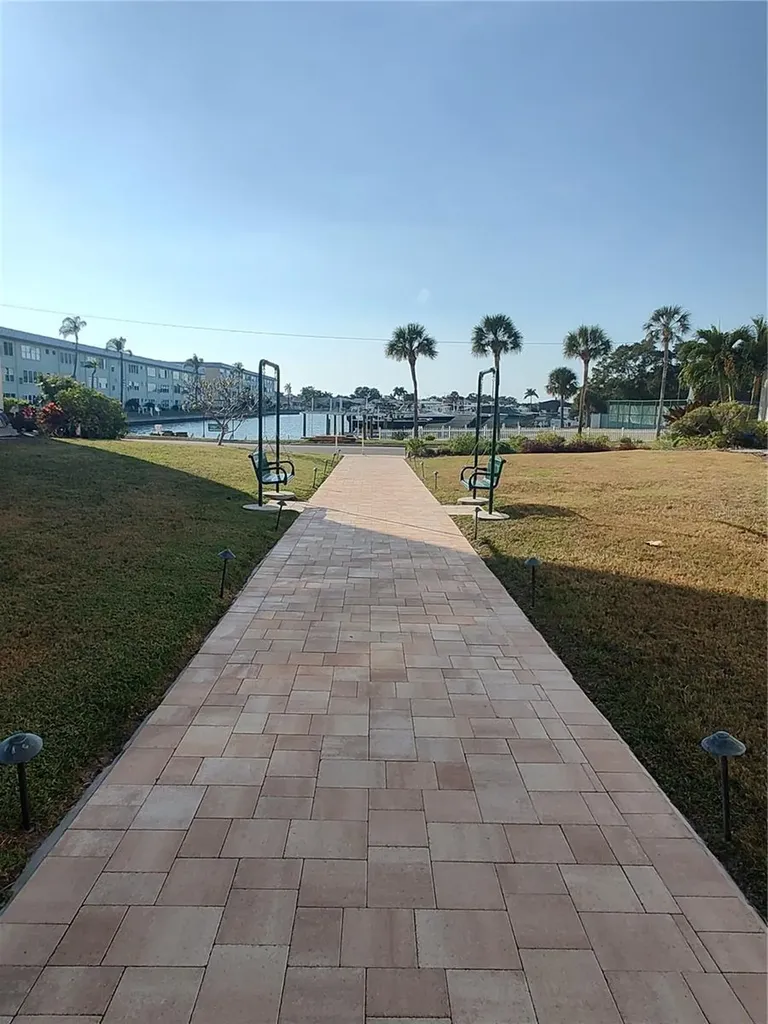 2960 59th Street S Gulfport FL 33707