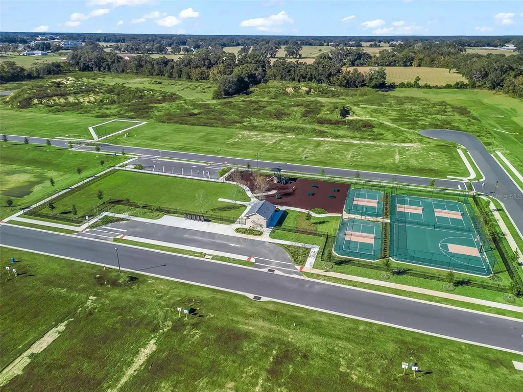 NE 125th Loop, Phase 4 Oxford FL 34484