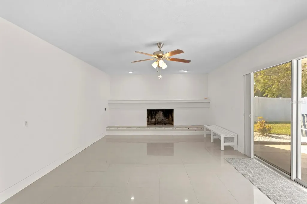 5500 Venetian Boulevard NE St Petersburg FL 33703