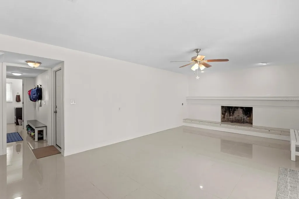 5500 Venetian Boulevard NE St Petersburg FL 33703