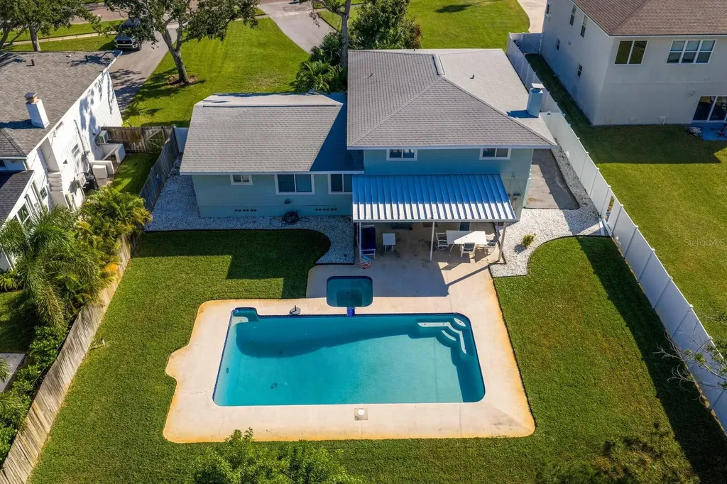 5500 Venetian Boulevard NE St Petersburg FL 33703