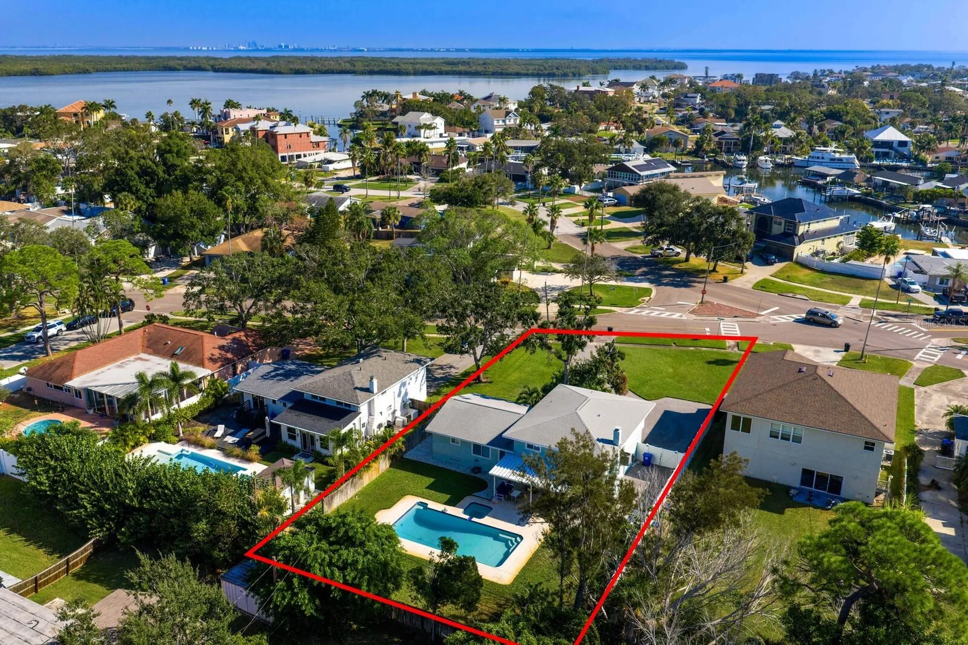 5500 Venetian Boulevard NE St Petersburg FL 33703