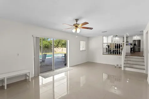 5500 Venetian Boulevard NE St Petersburg FL 33703