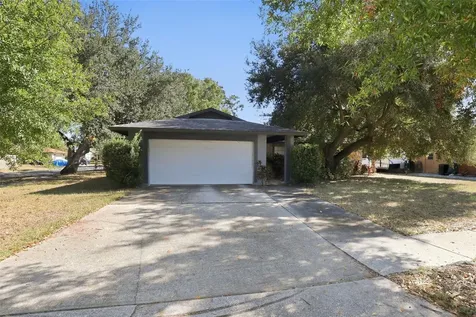 13923 Capitol Drive Tampa FL 33613