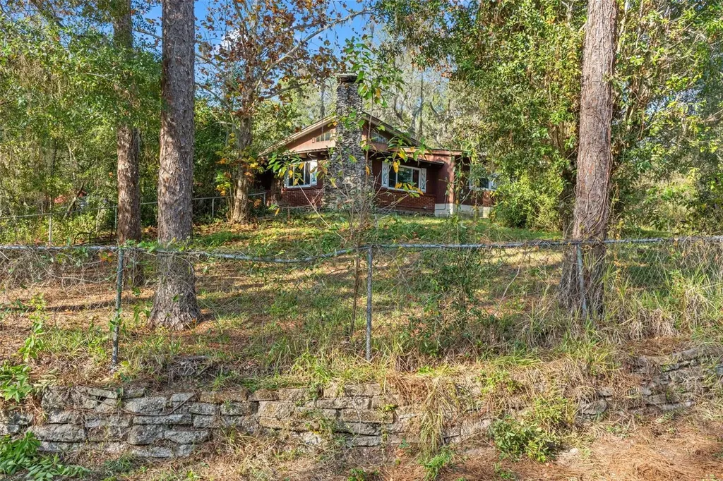 4877 Merlin Circle Dade City FL 33523