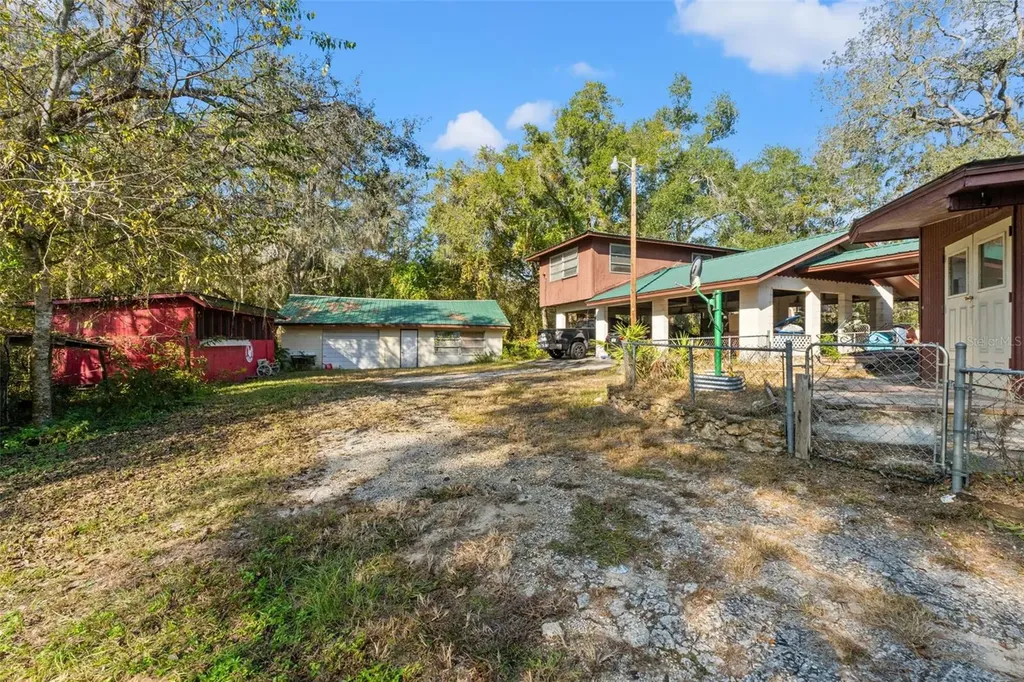 4877 Merlin Circle Dade City FL 33523