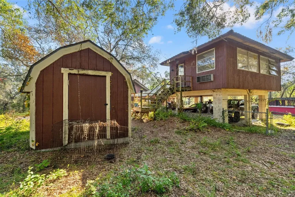 4877 Merlin Circle Dade City FL 33523