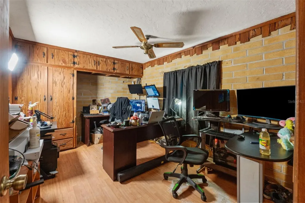 4877 Merlin Circle Dade City FL 33523