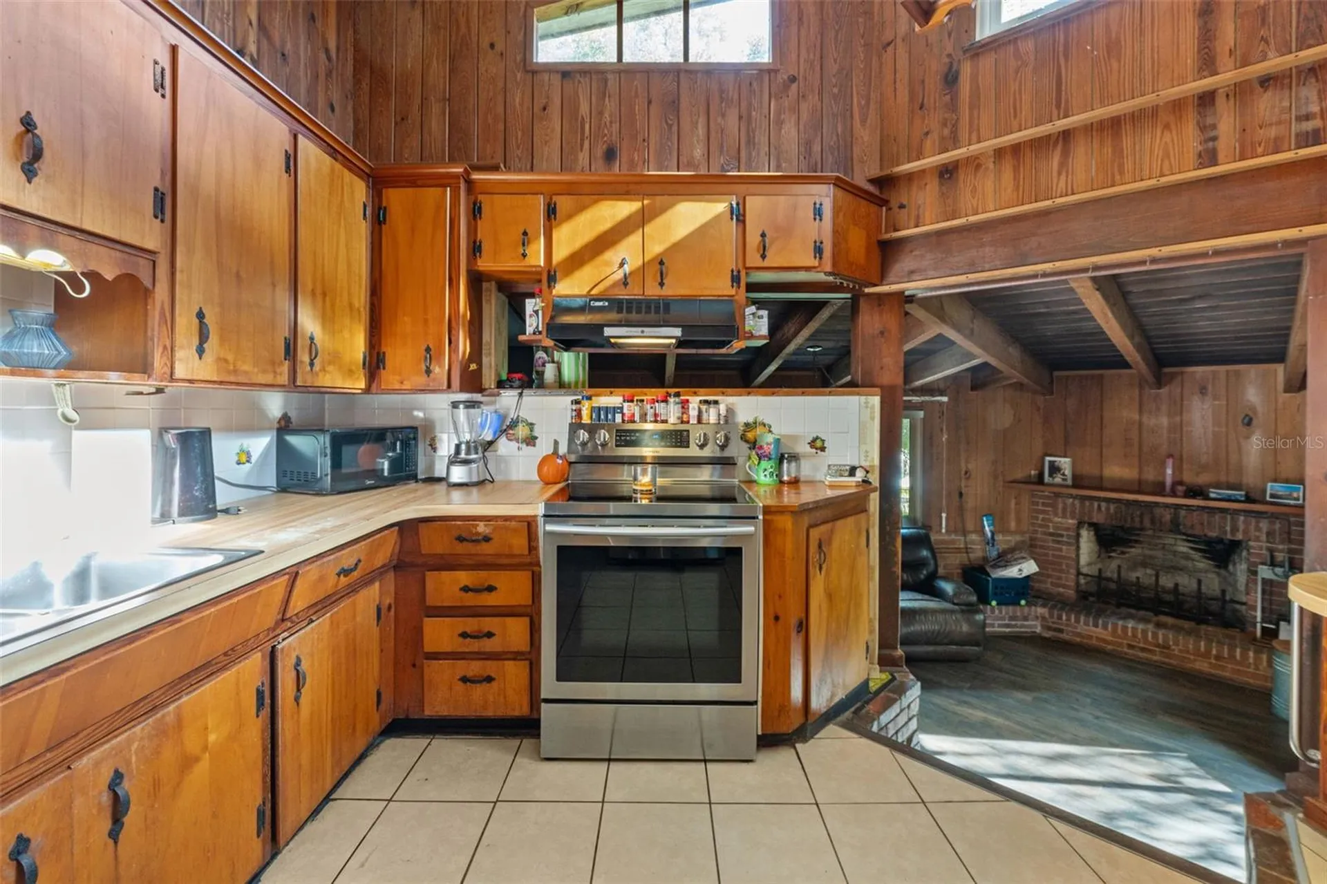 4877 Merlin Circle Dade City FL 33523