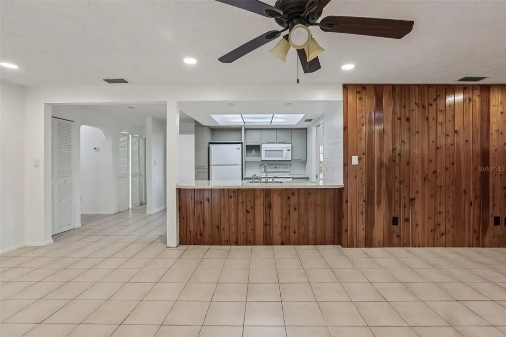 3100 N Canal Drive Palm Harbor FL 34684