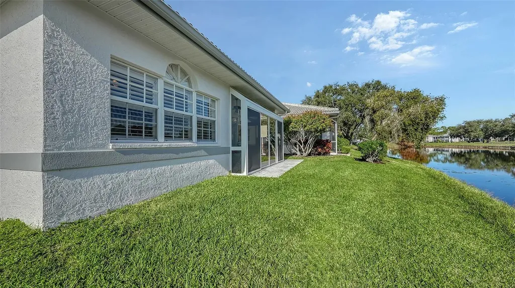 5701 Long Common Circle Sarasota FL 34235
