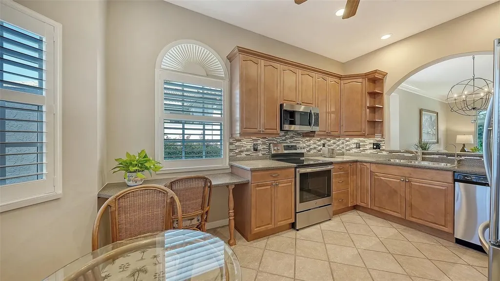 5701 Long Common Circle Sarasota FL 34235