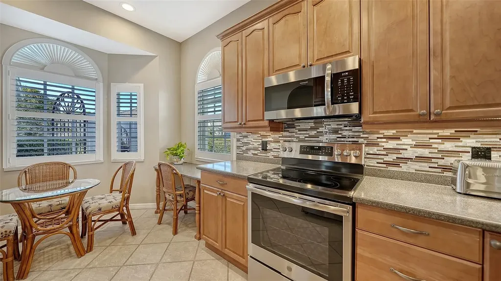 5701 Long Common Circle Sarasota FL 34235