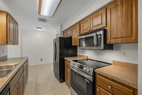 142 Stafford Circle Palm Harbor FL 34684